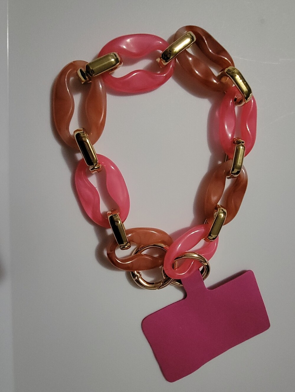 Fashion Resin Link Phone Lanyard with Pink and Gold Colored Links